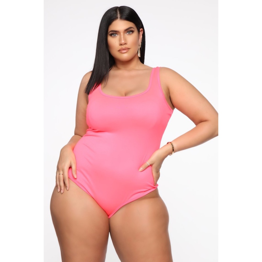 💥 SALE | Fashion Nova Neon Pink Bodysuit